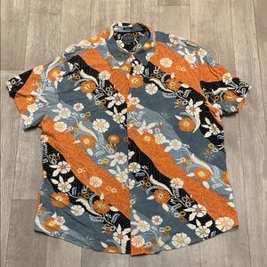 Mens Express Slim Fit Carnival Floral‎ Button Down Short Sleeve Shirt